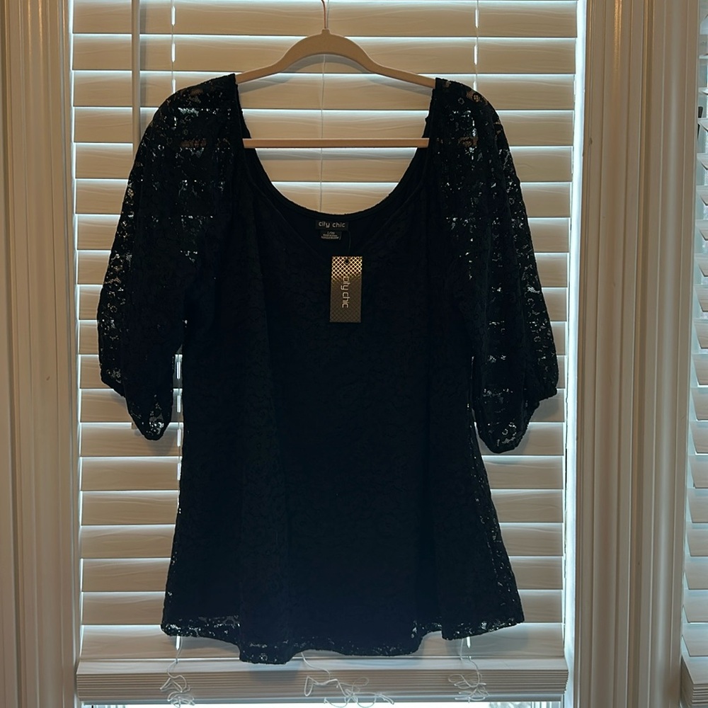 City chic lace top